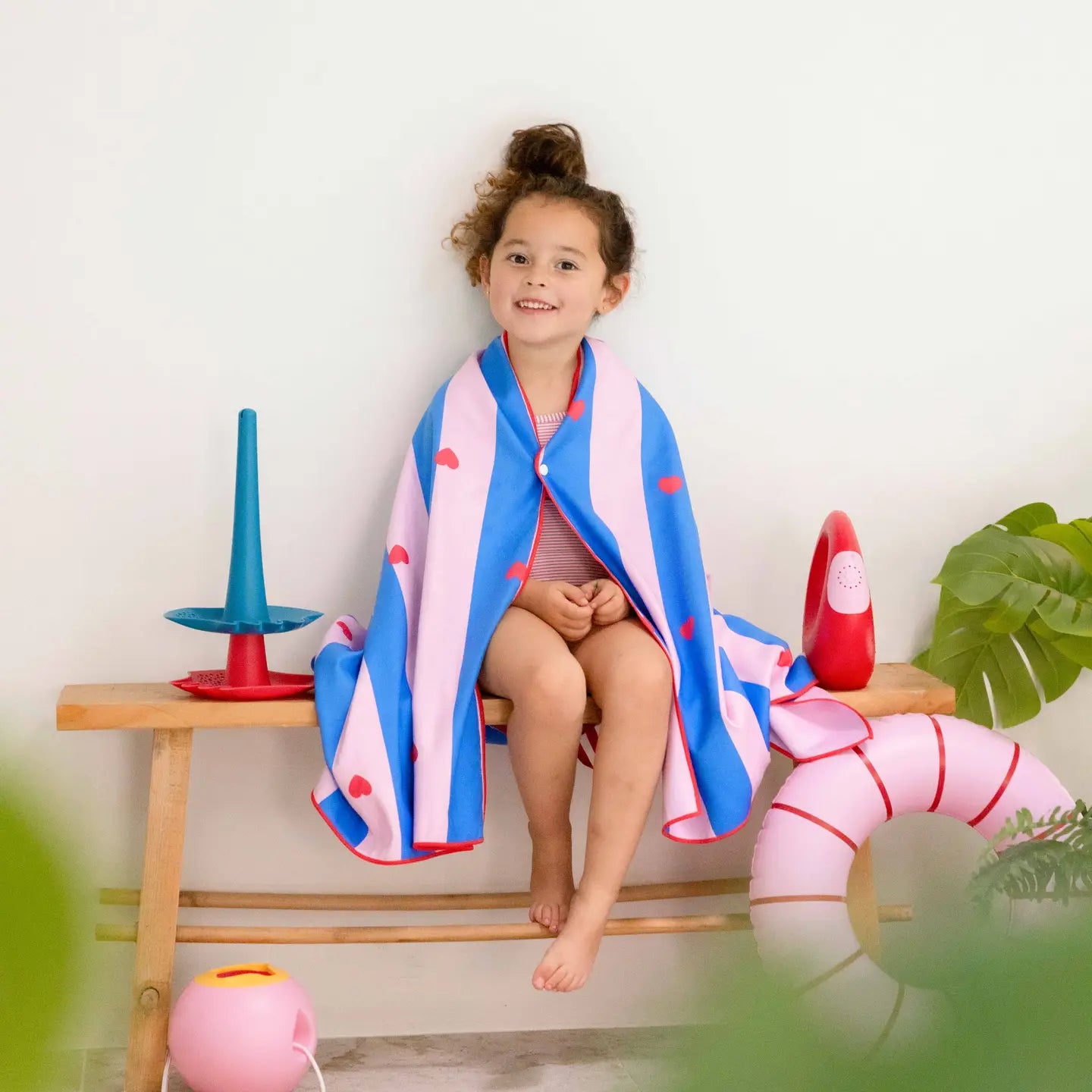 quut play towels - lighthouse