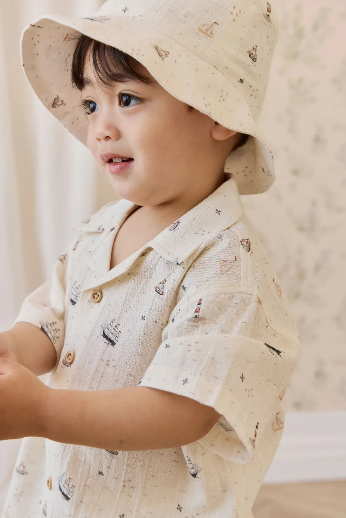 sailing day - woven bucket hat