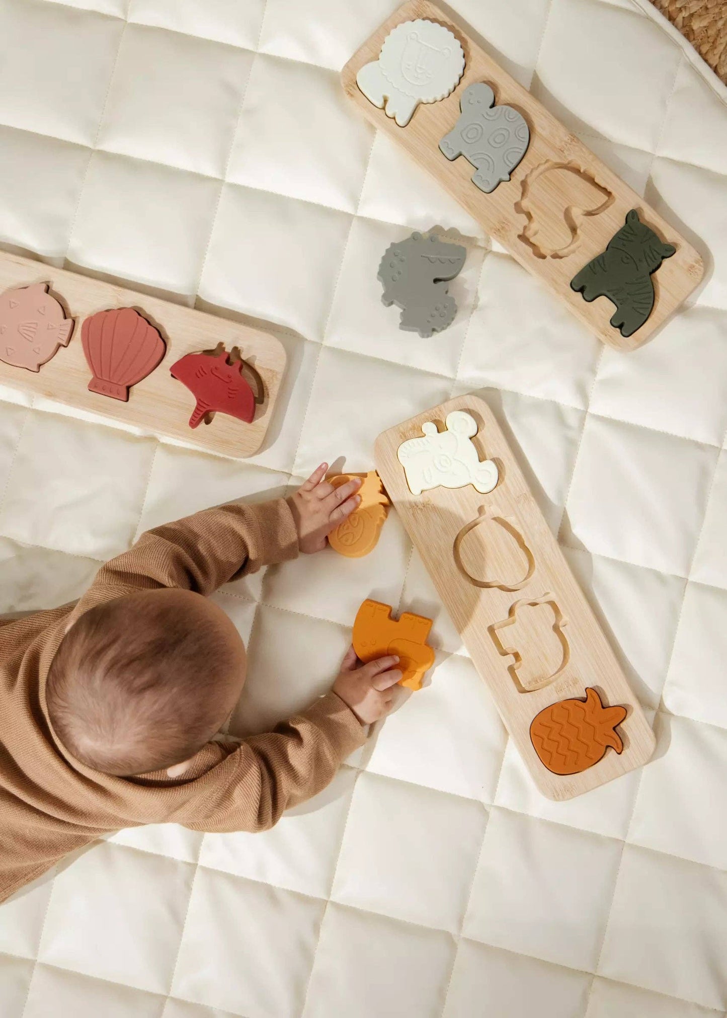 savannah - wooden and silicone puzzle