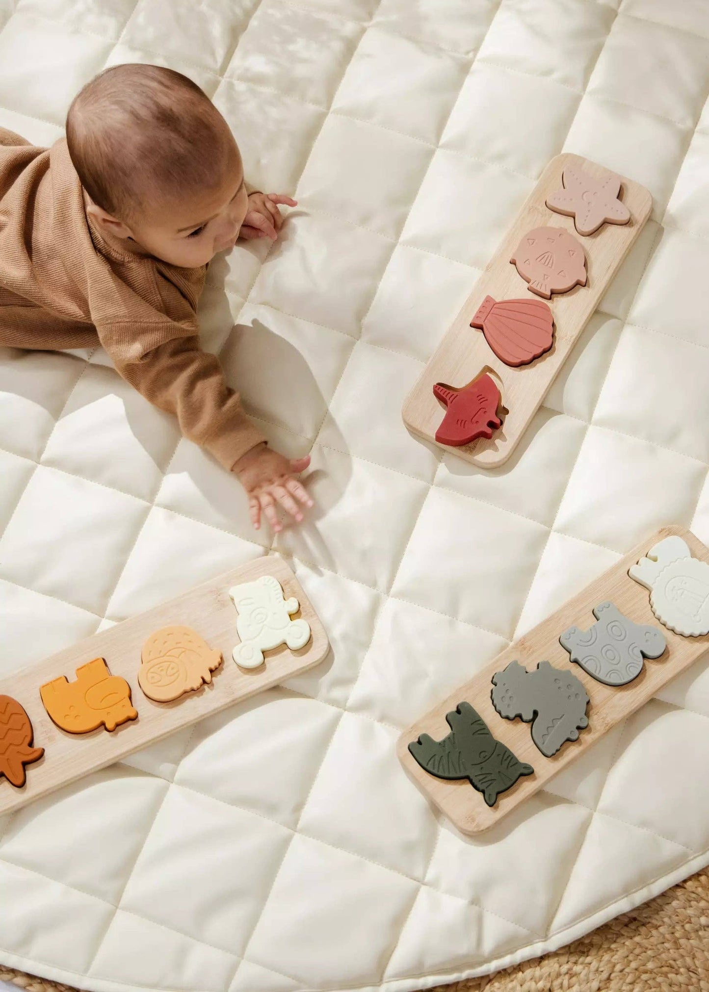 savannah - wooden and silicone puzzle