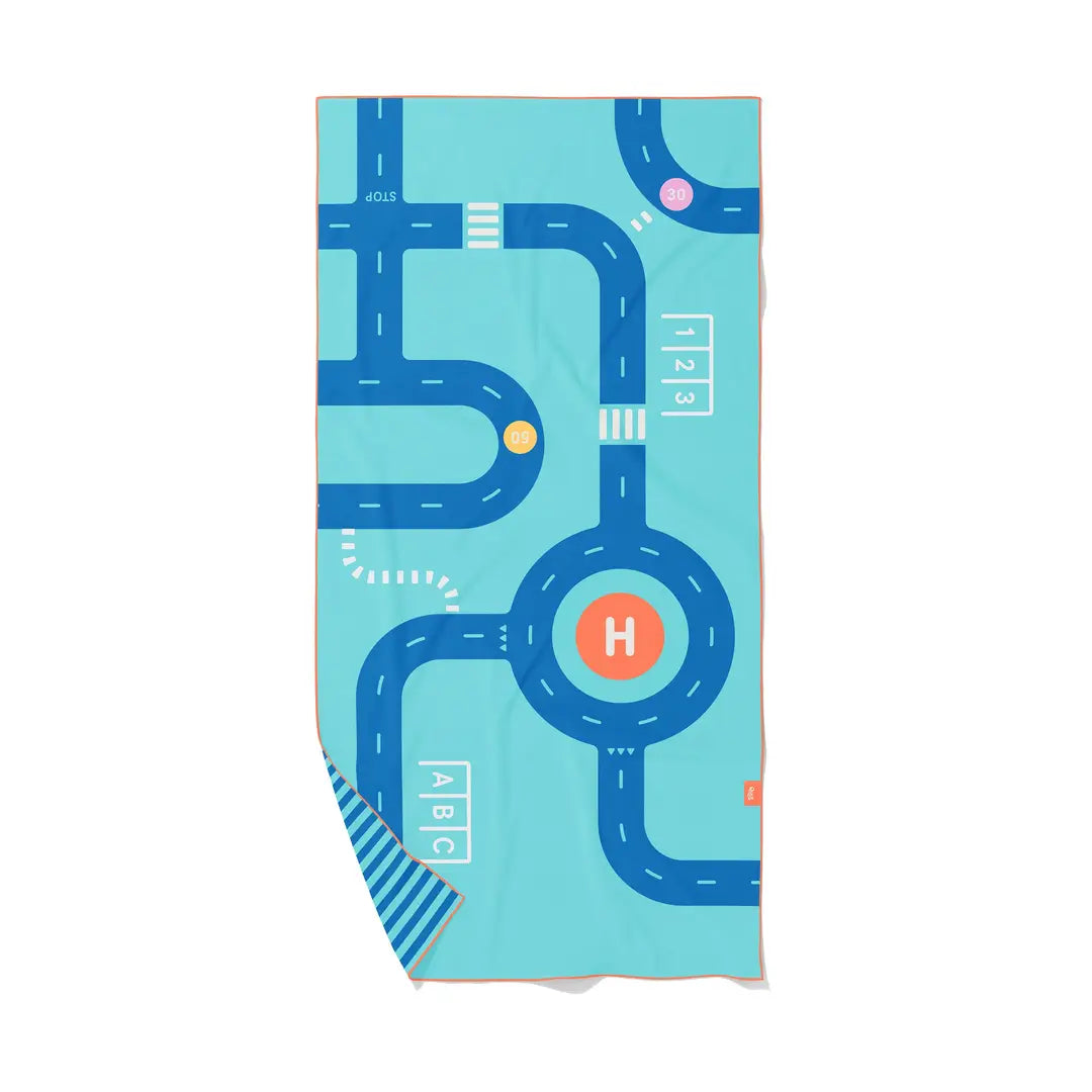 quut play towels - road blue